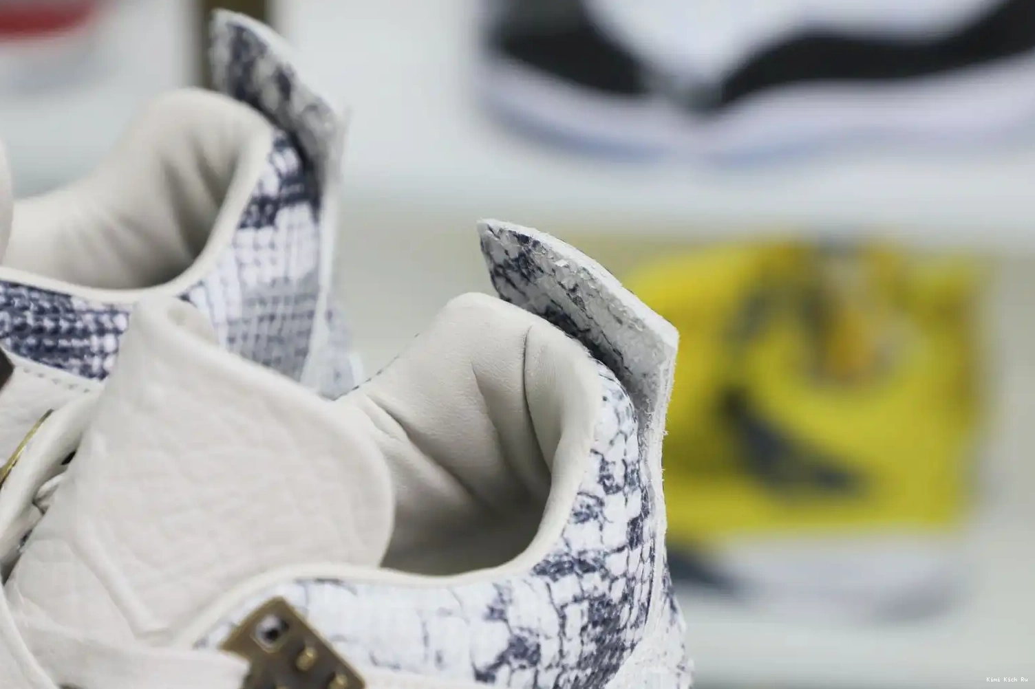 Jordan Jordan Air snakeskin Kimikick retro 4 0814